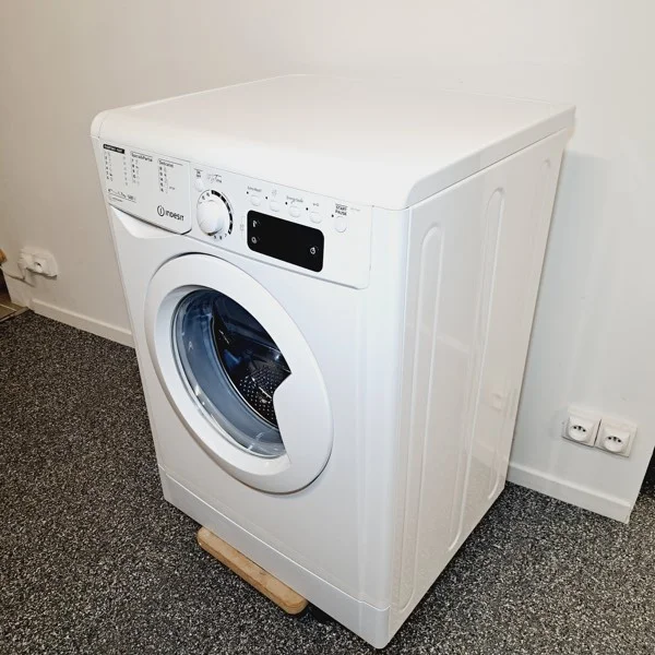 Photo 02 INDESIT EWE71483